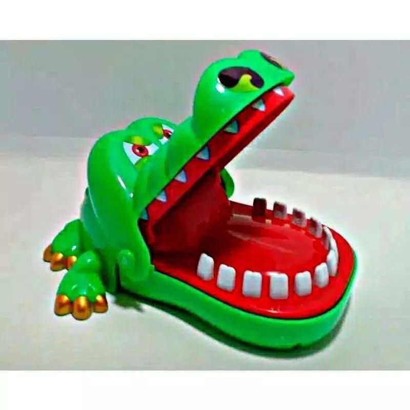 Mainan game crocodile bite the hand/buaya gigit box
