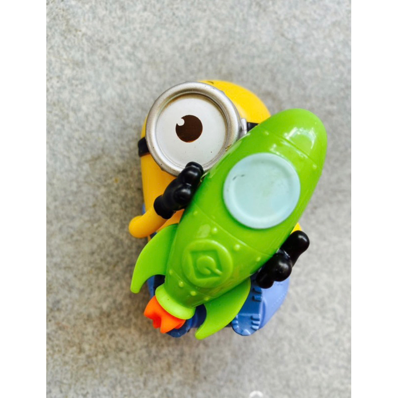 happy meal minion rocket
