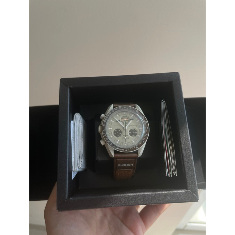 swatch x Omega (saturn series)