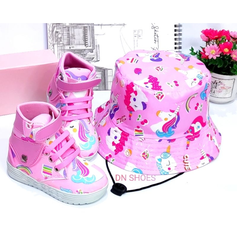 Paket Boots Anak Bucket Hat Anak Perempuan Paket Sepatu Tali Anak Topi Anak Lucu Motif Unicorn Pink Cute Murah Usia 1 - 7 Tahun