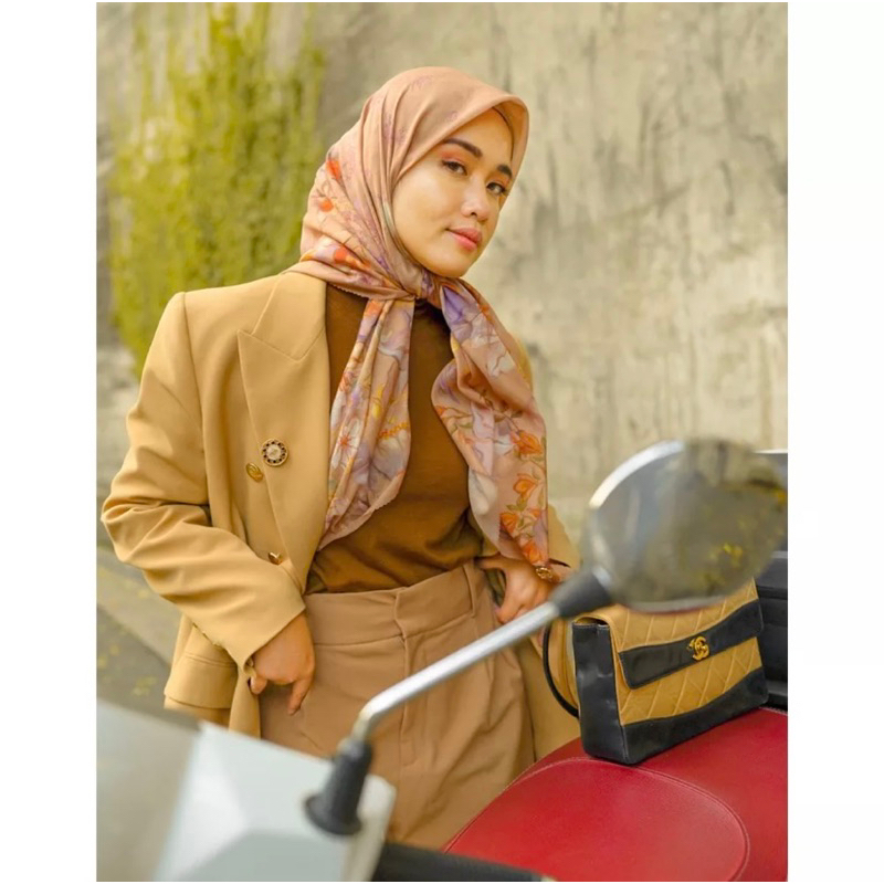 PRELOVED Ayu by Ayu Lestari - The Secret Garden in Autumn