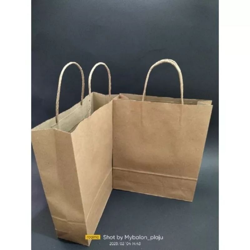 

My Paper Bag Craft; ukuran B Polos ( harga per 1pcs) TERMURAH!!