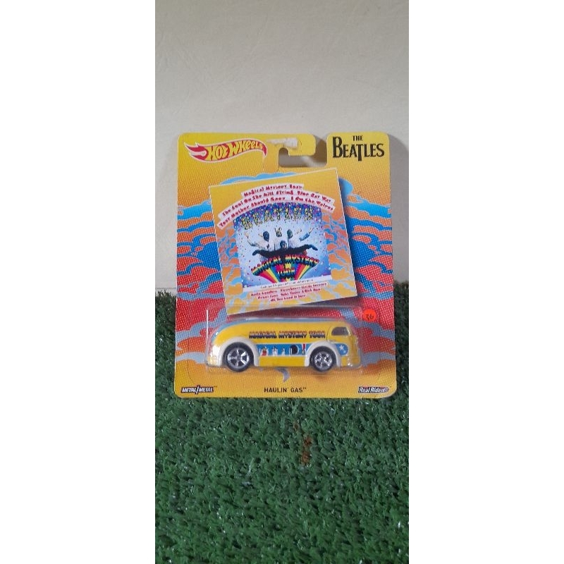 HOTWHEELS HAULIN GAS THE BEATLES