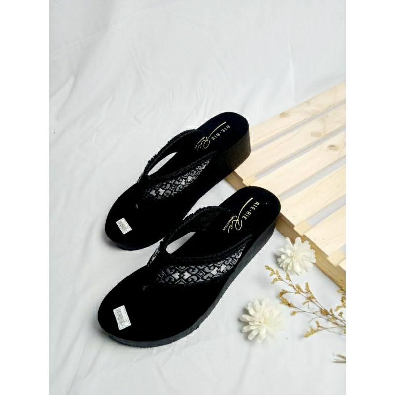 Arkn Sandal wanita wedges Rie-Rie terbaru