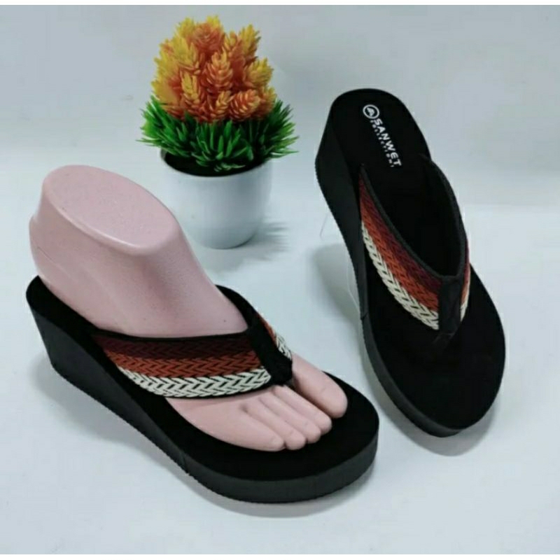 Sandal wanita kekinian sandal wedges jepit kombinasi