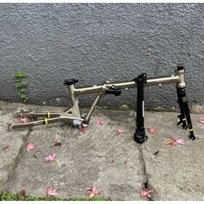 Fnhon Gust Titanium color frameset 22 inch disc brake with handlepost