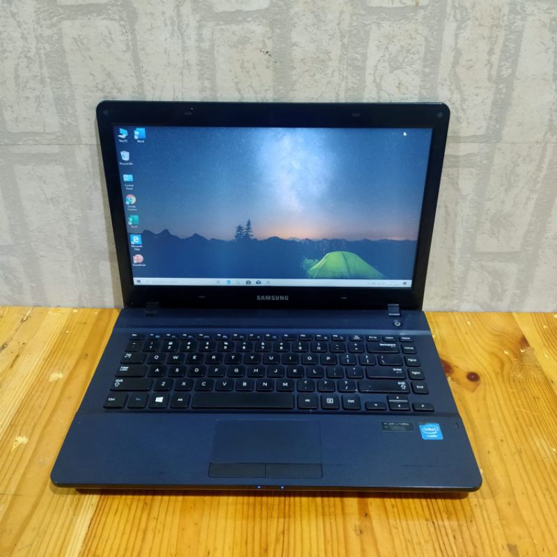 Laptop Samsung 270E intel Celeron Ram 4Gb/500Gb HDD Windows Full aplikasi siap pakai