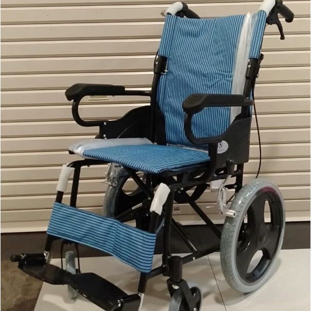 Sella Kursi Roda Lipat Traveling Type KY 871 LB Aluminium Wheelchair