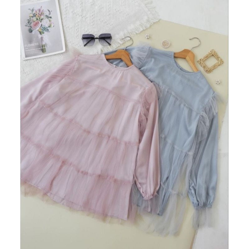 Tile blouse by vanilla hijab