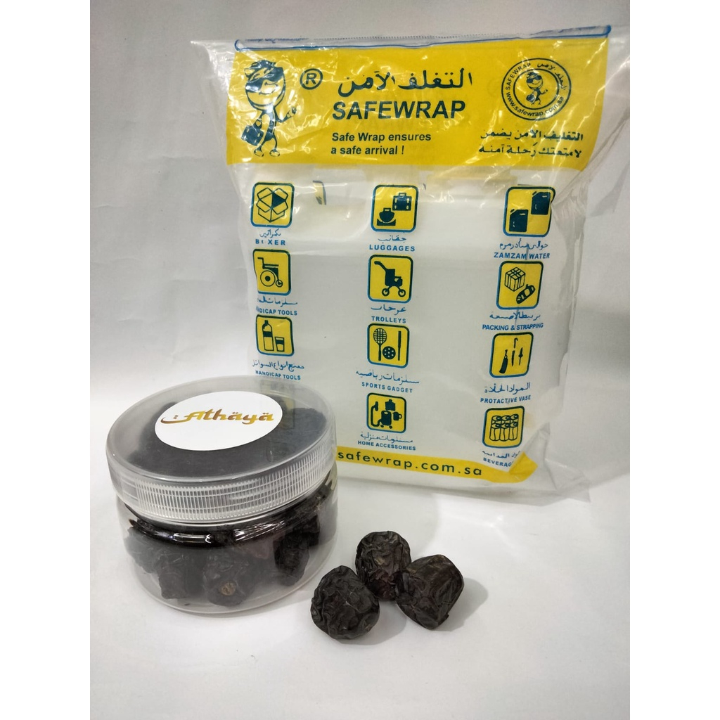 

Paket Sajian Takjil + Air Zam-zam + Kurma Azwa
