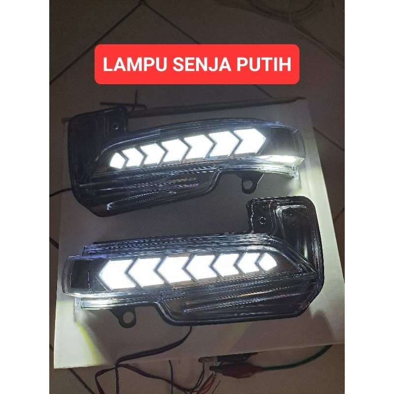 LAMPU SEN SPION INNOVA REBORN FORTUNER 2016-2023 ( HARGA SEPASANG)