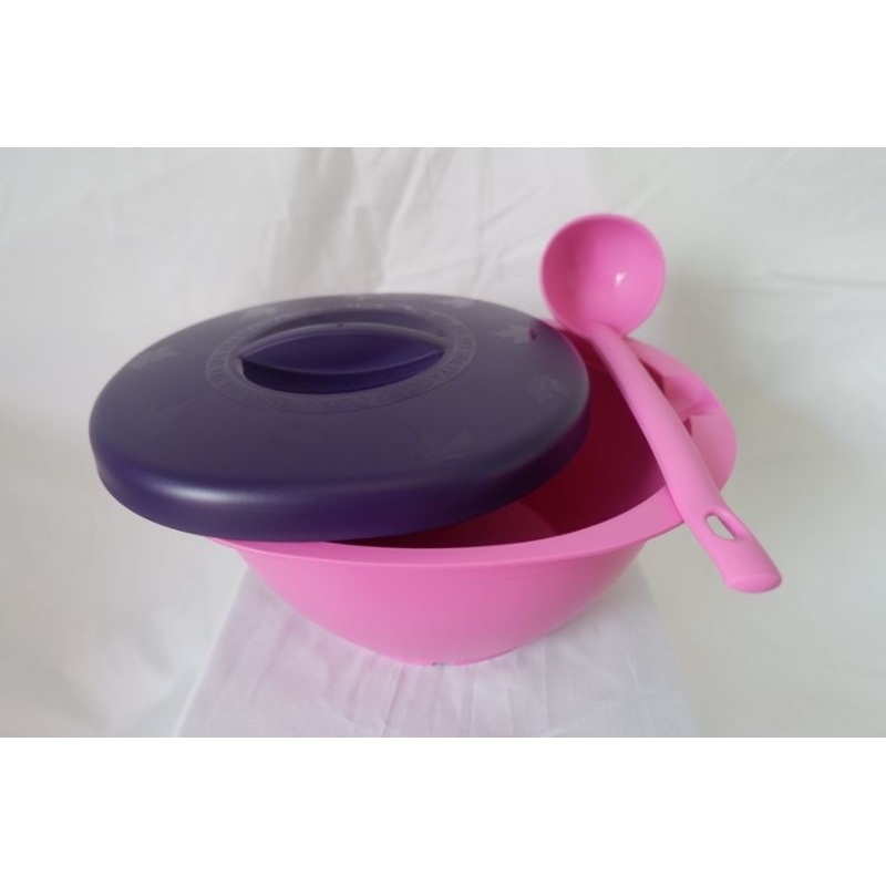 Venty Bowl with Soup Spoon by IFA COOKWARE