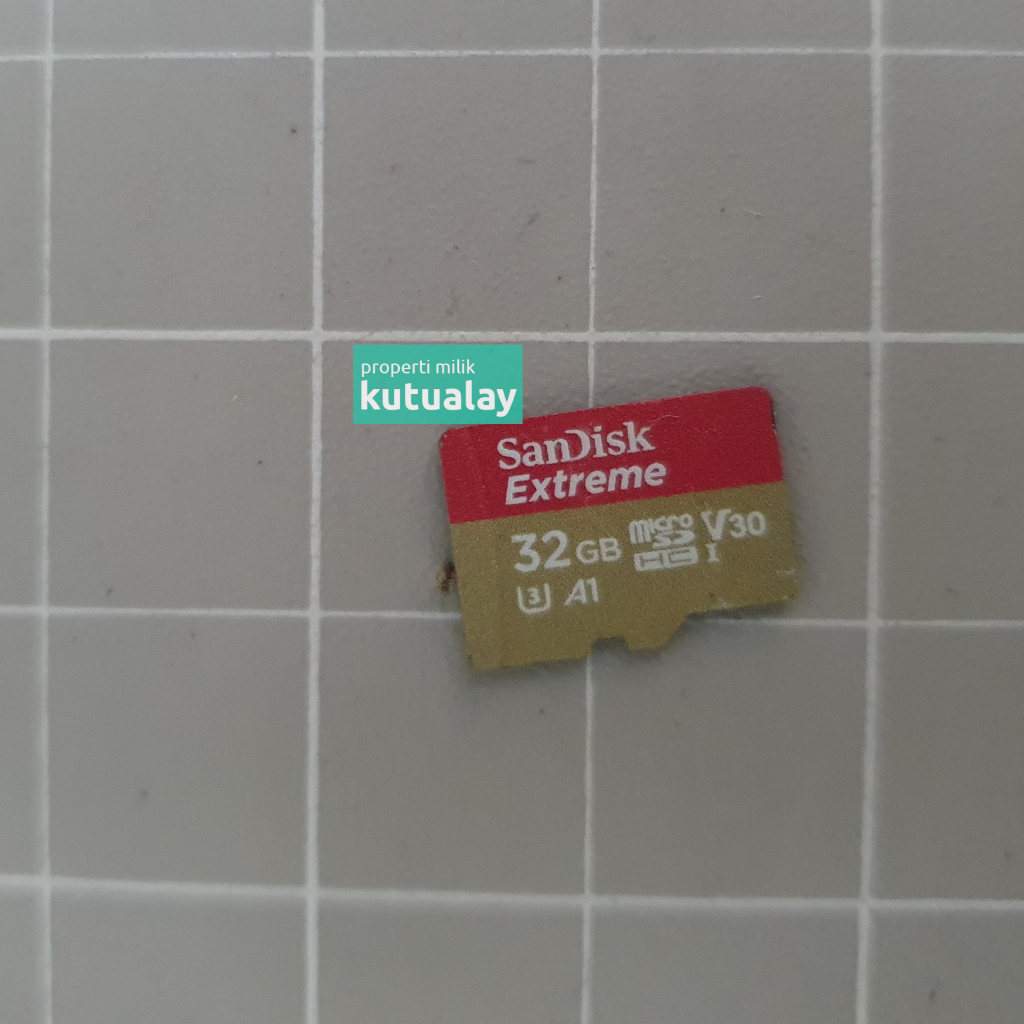 MicroSD Sandisk Ultra 64GB / Extreme 32GB Original Preloved