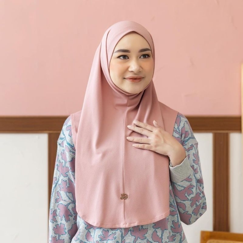 Izzy Sport Hijab by Heaven Lights