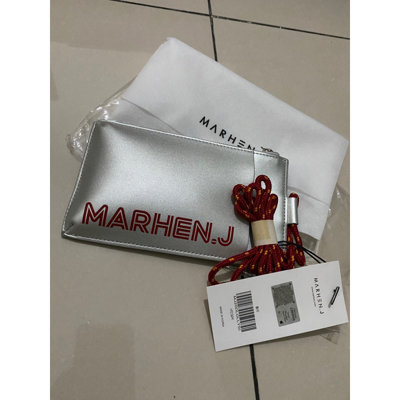 HP pouch Marhen.J