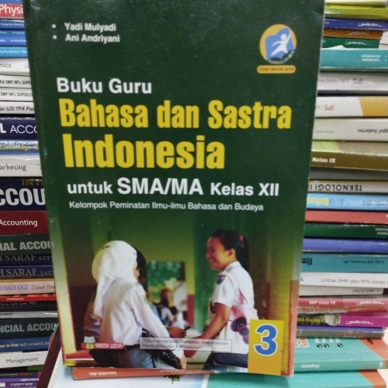 Buku Guru Bahasa dan Sastra Indonesia untuk SMA kelas 12