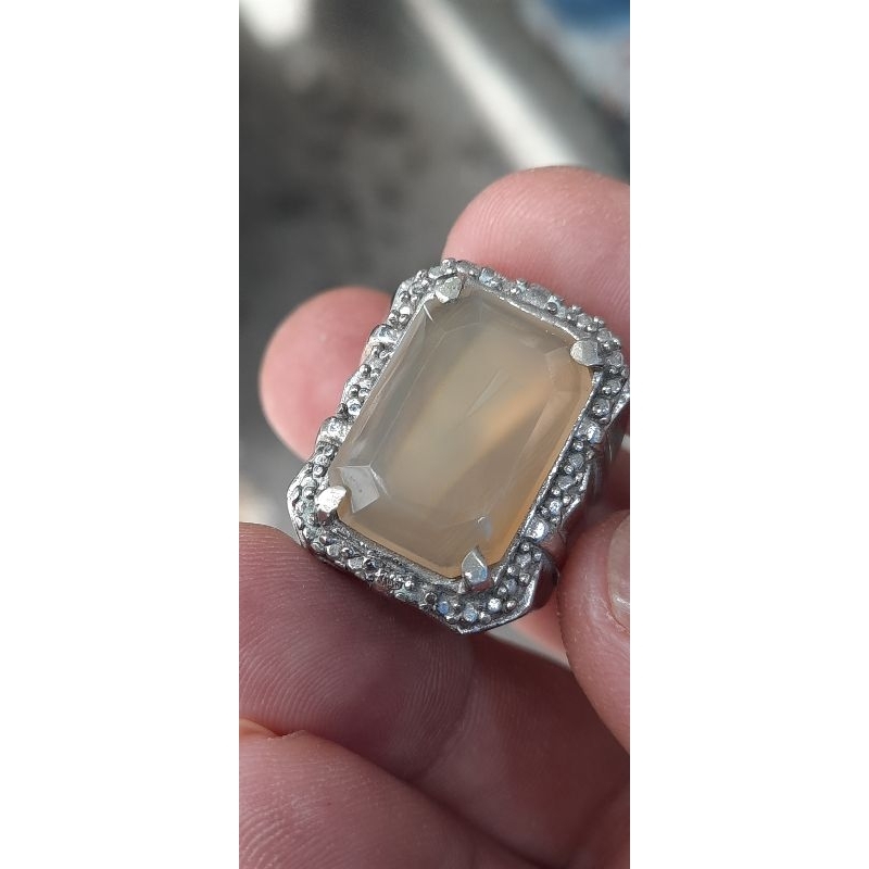 cincin batu akin anggur/cimpago semi cutting