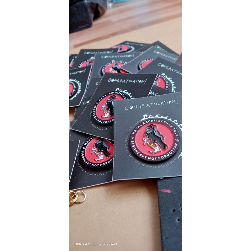 enamel pin custom/enamel pin soft black/enamel pin badge