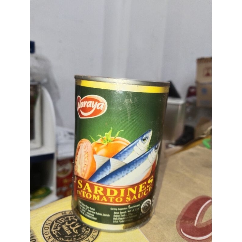 

Ikan sarden kaleng rasa tomat
