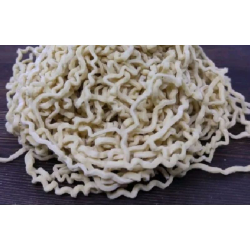 

Mie keriting standar/ lebar/ kecil/ halus/ lurus Tiga Putra
