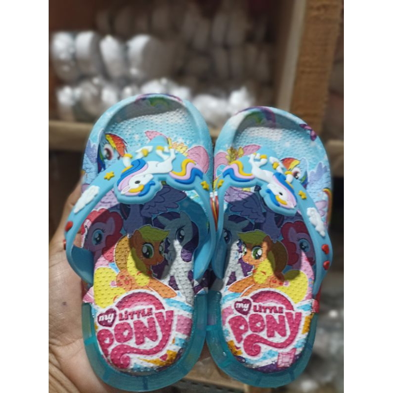 (COD) Sandal Jepit Anak Import PONNY Dengan LED/Sandal Anak Perempuan import Menyala Size 24-35