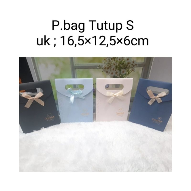 

Paperbag Tutup Ukuran S / Paperbag Ukuran S Tutup Harga Per 1 Lsn Isi 12 pcs