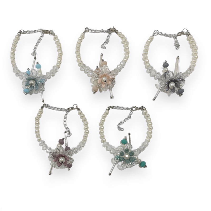 Lynelle Flowery Crystal Pearl Bracelet Gelang Bunga Kristal Mutiara Aesthetic Bridesmaid