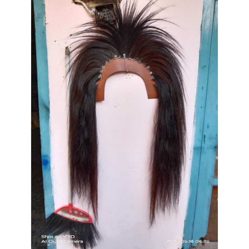 rambut barongan ekor kuda