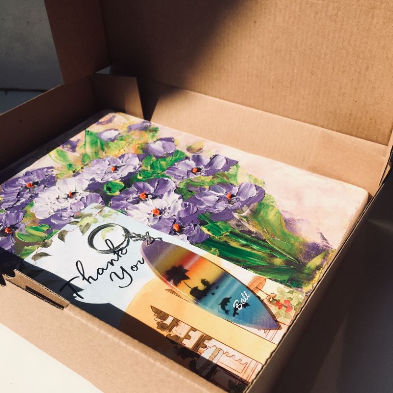 

Gift Box Lukisan Bali