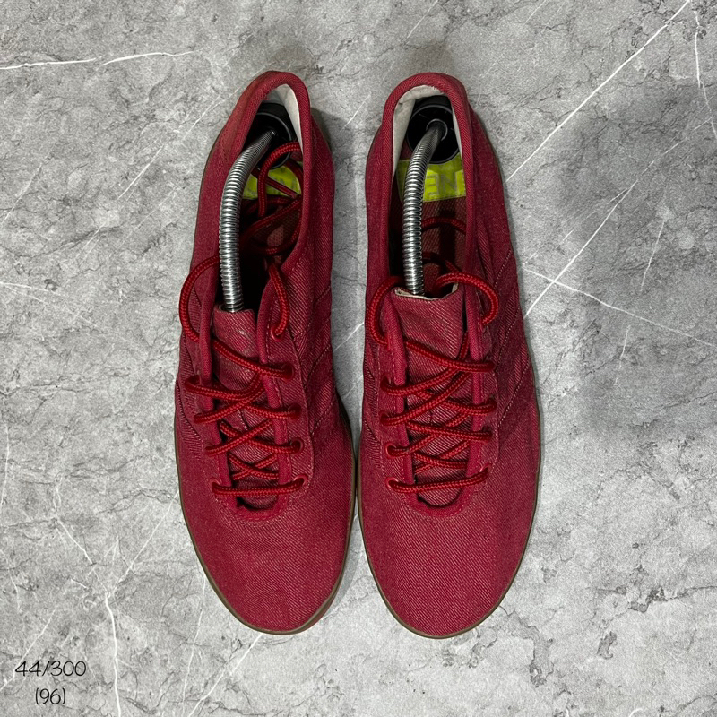 SEPATU SECOND SIZE 44