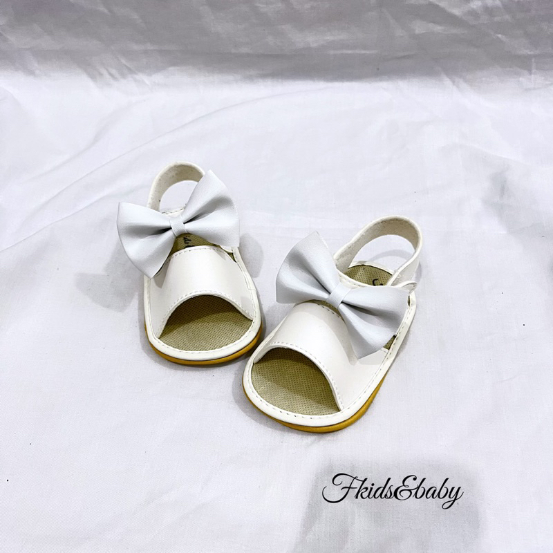 Sandal bayi prempuan bayi vita usia 1-15 bulan