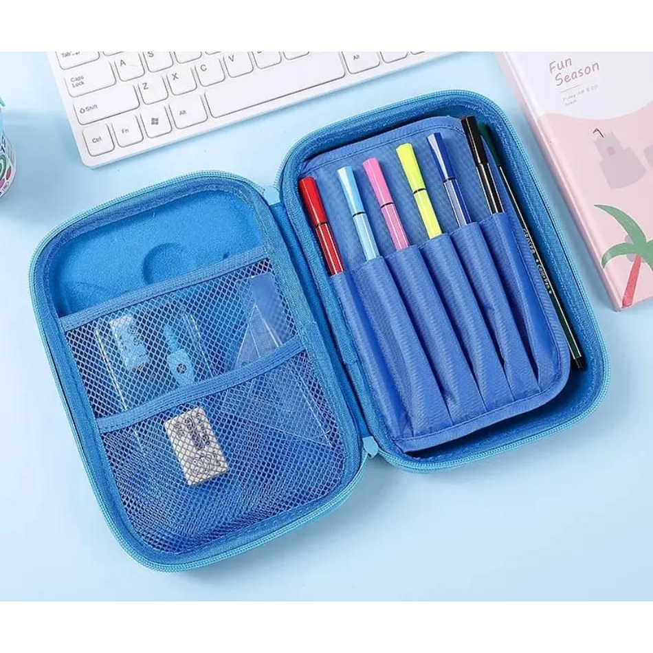 

Blingberry Kotak Pensil 3D Astronot Fly Tempat Pensil 3D Astronot Fly Anak Cowo Keren Berkualitas