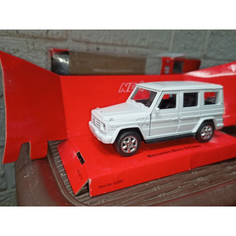 Diecast miniatur welly nex mercedes benz g class gclass pajangan mainan anak souvenir kado ulang tah