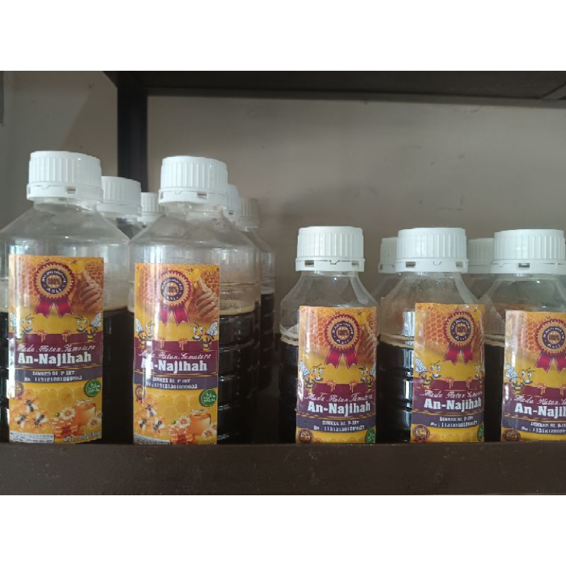 

MADU HUTAN RIAU AN-NAJIHAH || 1kg-½kg