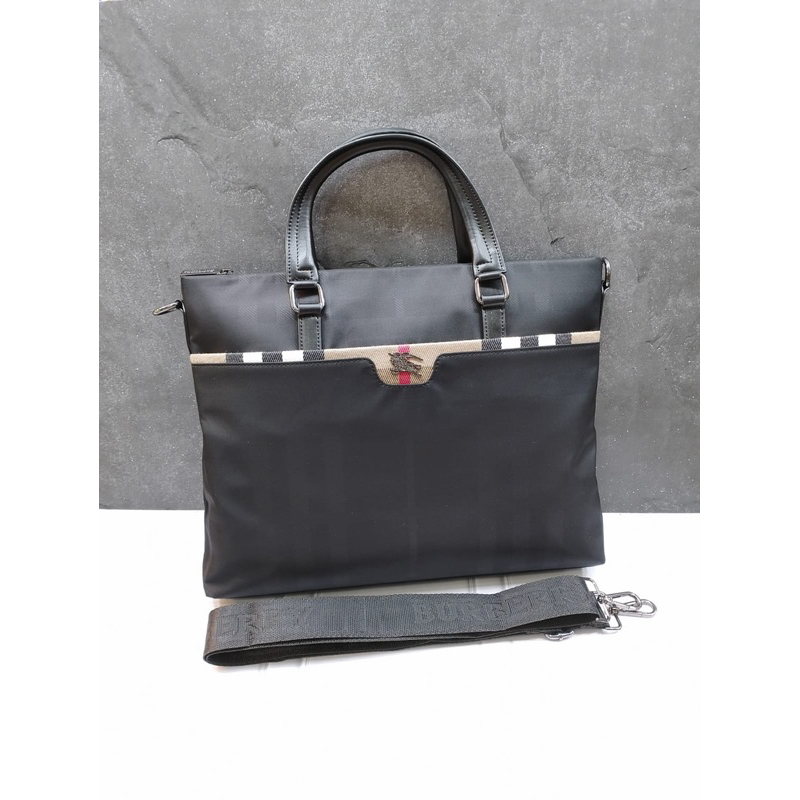 Tas laptop burberry import ada no seri tas kantor tas selempang branded