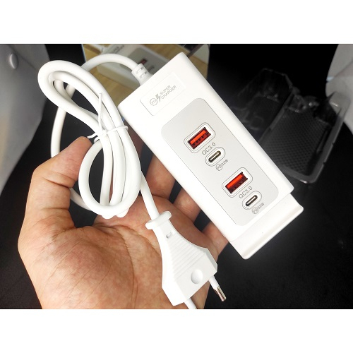 STOP KONTAK POWER SOCKET PD65W FAST CHARGING 3.0 ( 4 PORT USB)