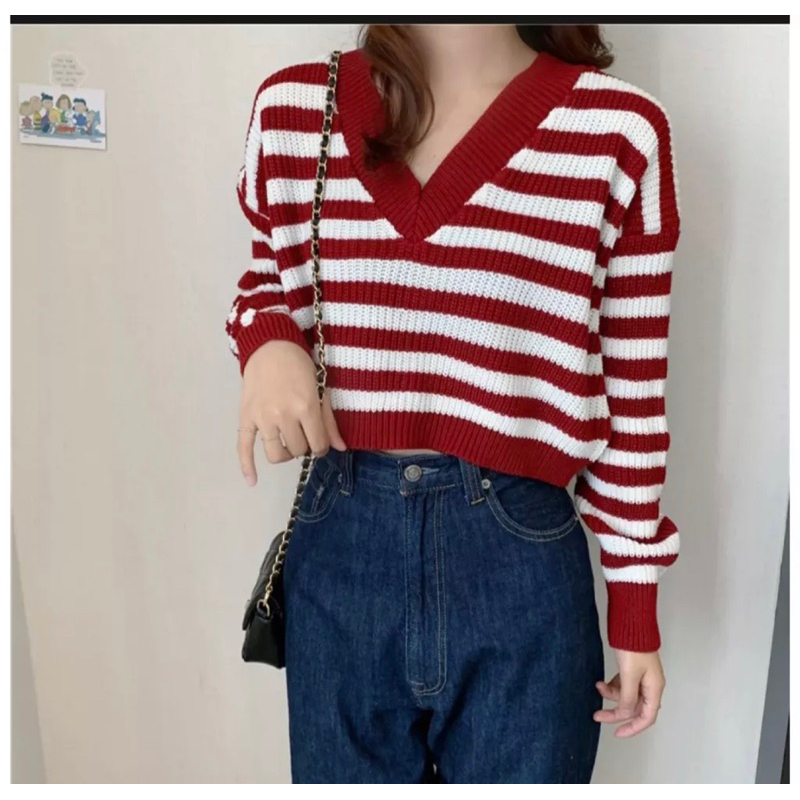 Natashia Sweater Rajut Strip Kerah V