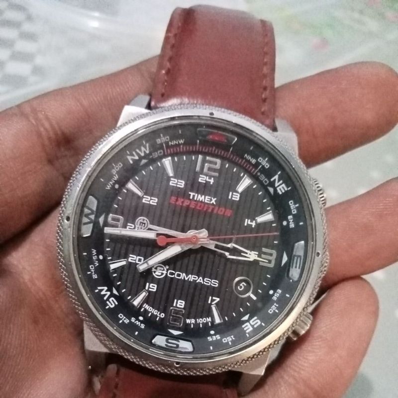 Jam Timex Compass