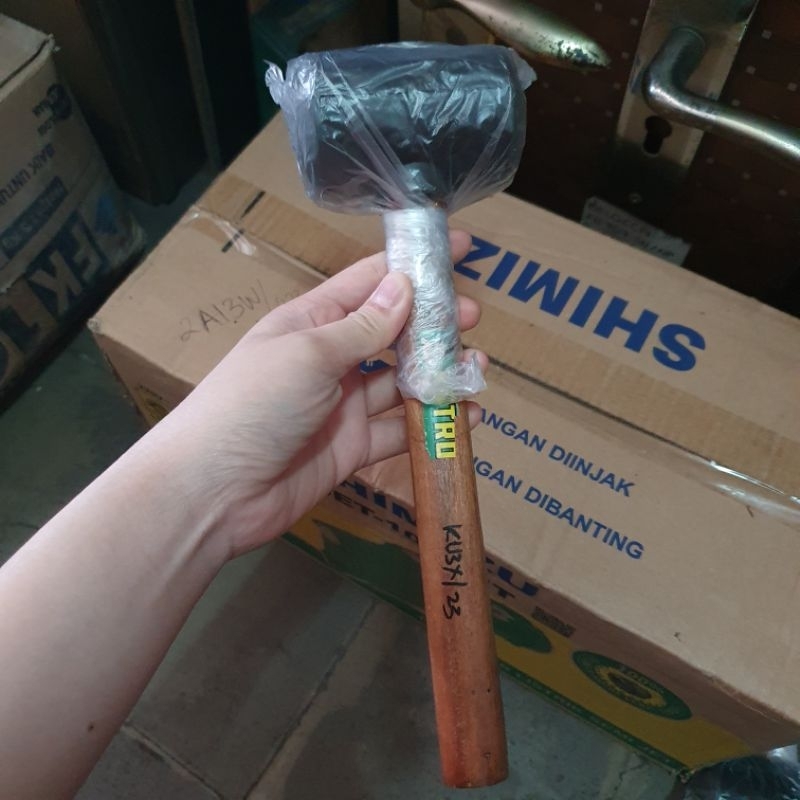 palu karet pukul keramik