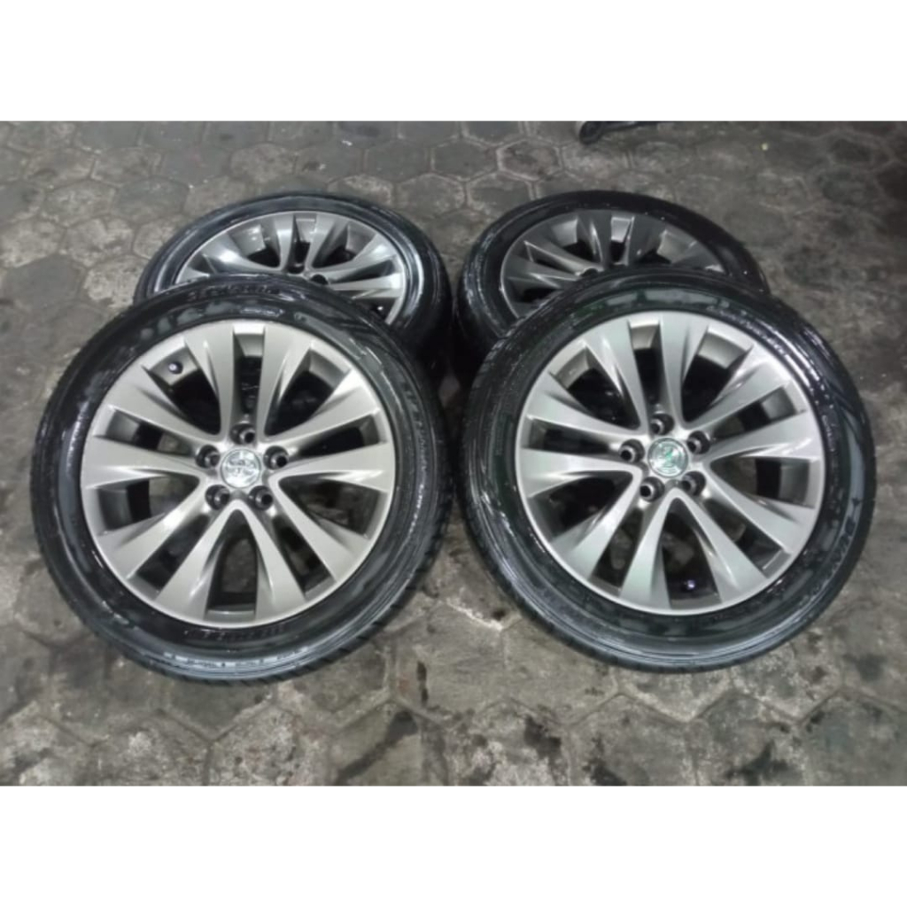 Velg Mobil Original Alphard, Harrier, Ring 18 Velg Mobil Bekas