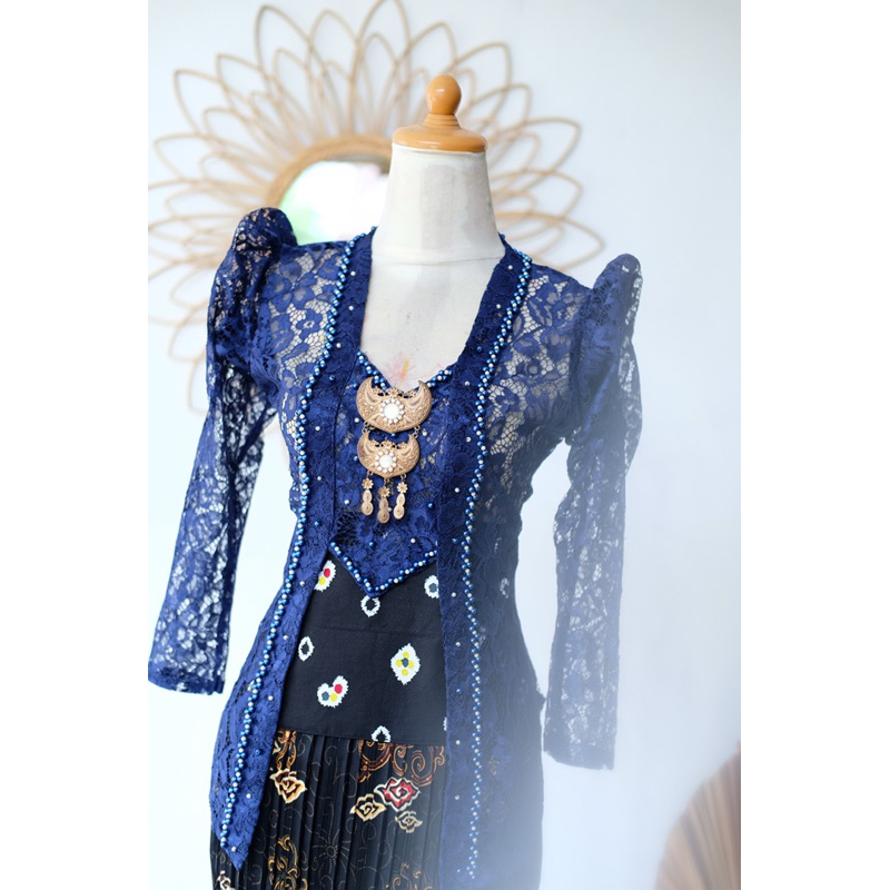 KEBAYA KUTUBARU LENGAN BALON MODERN/ KEBAYA KONDANGAN /KEBAYA MODERN/KEBAYA WISUDA/KEBAYA LAMARAN/KE