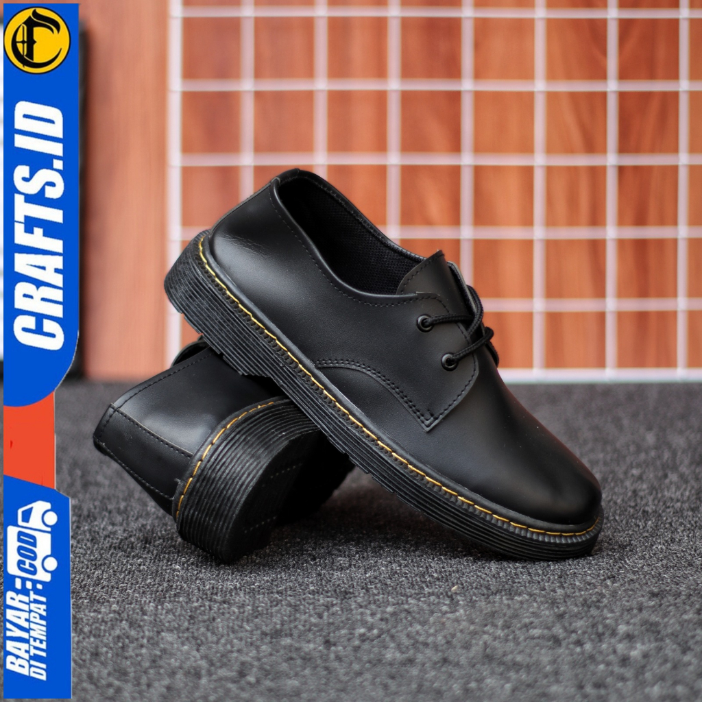 Sepatu Formal pria Pantofel Casual Tali Hitam Docmart Kerja Kulit PU Crafs Kushina