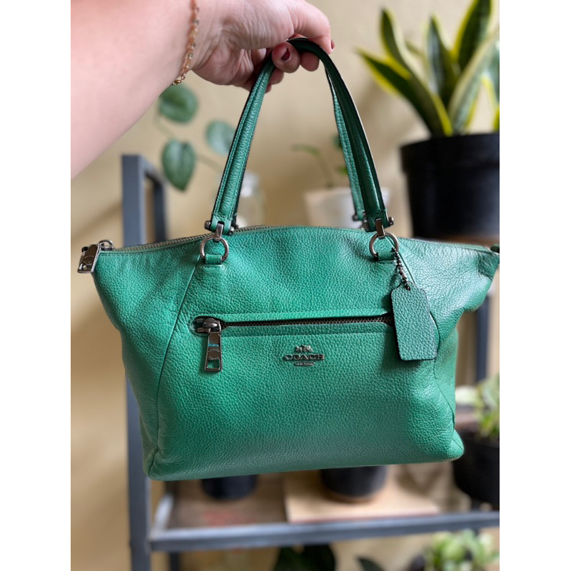 coach sling kelsey preloved warna hijau botol ❌❌❌ SOLD ❌❌❌