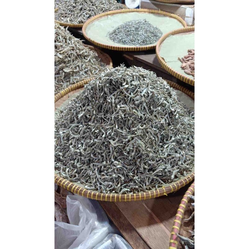 

IKAN TERI KALIMANTAN