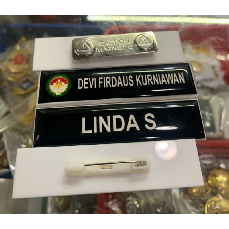 

Name tag Akrilik | Peniti | Magnet