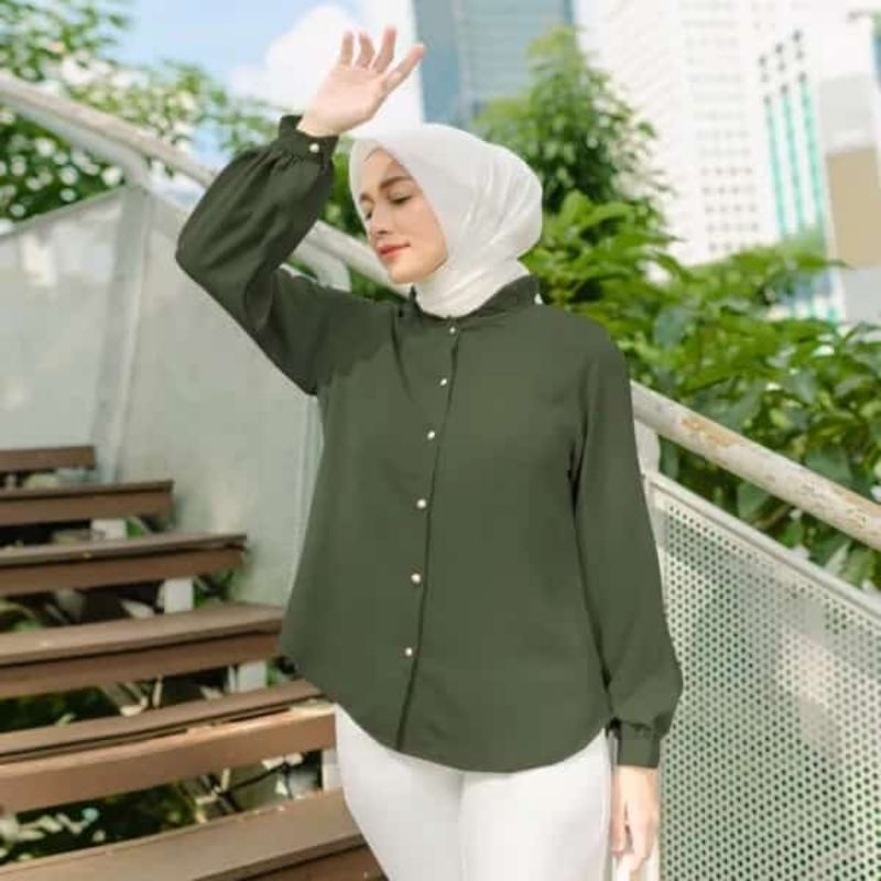 Arumi blouse/kemeja wanita/baju atasan wanita/blouse wanita/kemeja adem/blouse adem/victoria shirt/femmeoutfit/atasan kemeja cringkle/baju wanita muslim/baju kantor/kemeja kantor/kemeja casual/kemeja cantik/kemeja adem/ootd hijab/atasan wanita