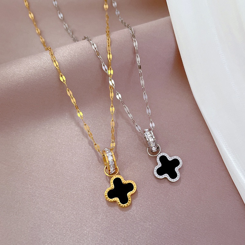 kalung clover titamium permata