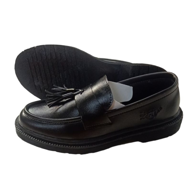 sepatu peny loafers pantofel docmart terlaris sepatu slip -on FULL BLACK free box