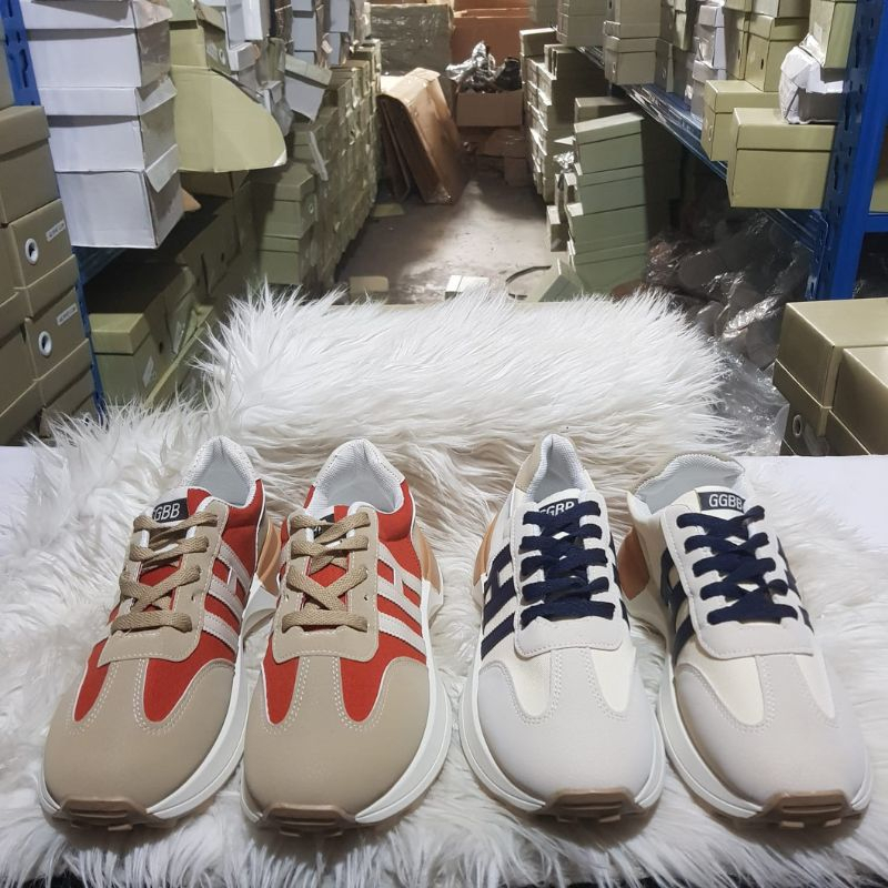 2305 Sneakers olahraga wanita import terbaru kekinian