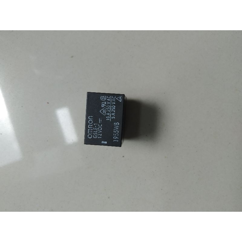Relay Omron G5LE 1 12vDC Coil 5A Load 5 Kaki